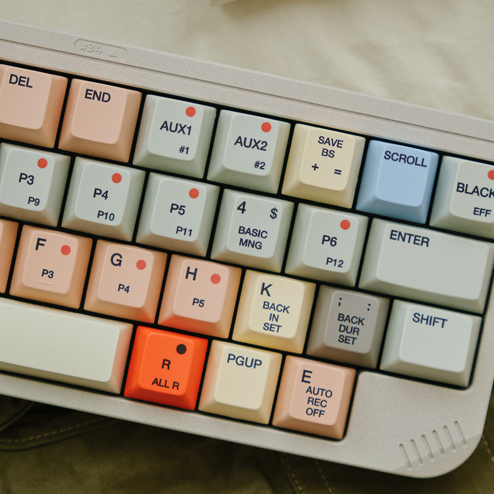 FBB Keycaps S9000 Retro Style  - Retro Gaming Laptop 评论和价格