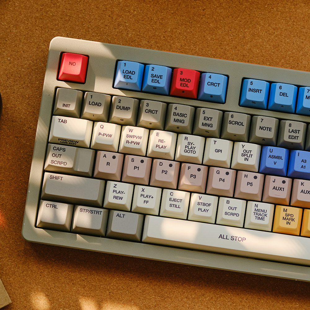 FBB Keycaps S9000 Retro Style  - Retro Gaming Laptop 评论和价格